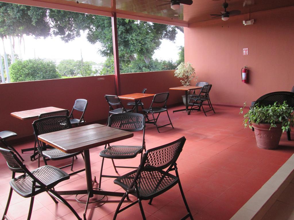 Hotel San Luis Managua Buitenkant foto