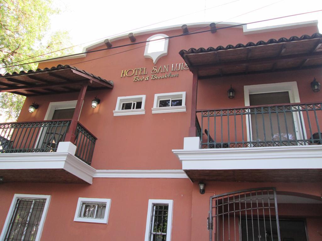 Hotel San Luis Managua Buitenkant foto