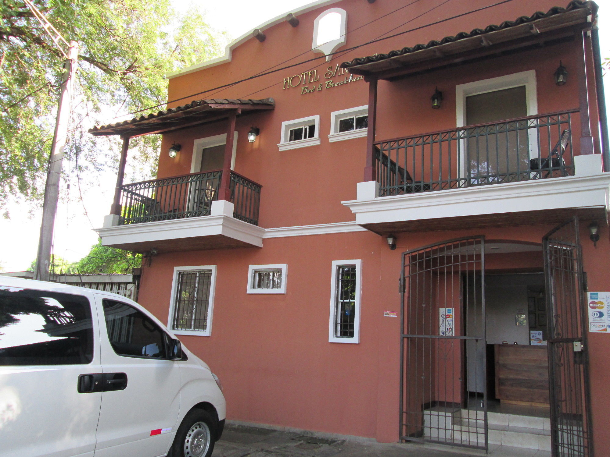 Hotel San Luis Managua Buitenkant foto
